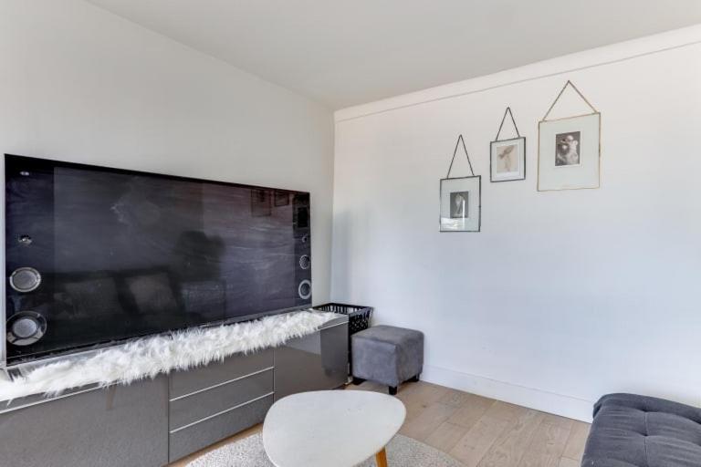 Guestready - Appartement Terrasse Vue Tour Eiffel Paryż Zewnętrze zdjęcie